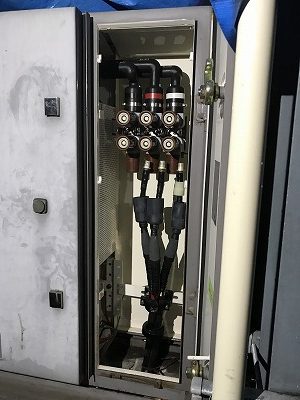 UGS取付前のキャビネット内部