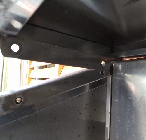 ゴミストッカー写真 ネジ外れ1