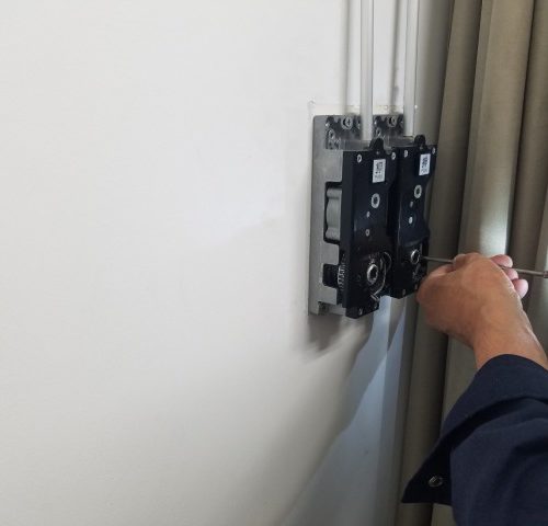 新規部材 取り付け作業中