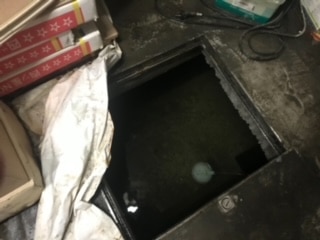 地下消防水槽はほぼ満杯です