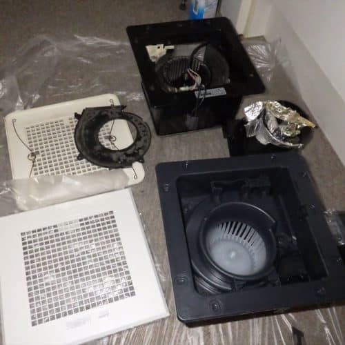 新･旧の換気扇