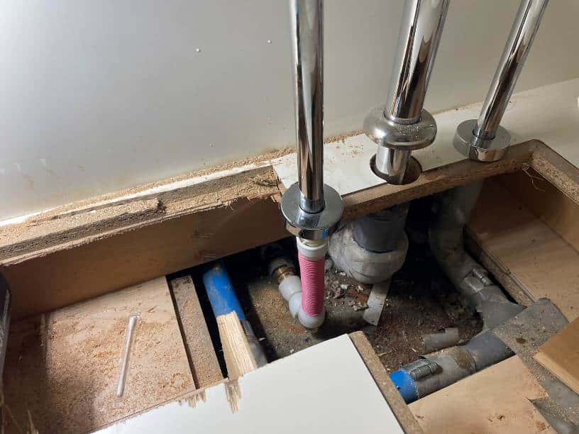 新しい給水管に交換した画像